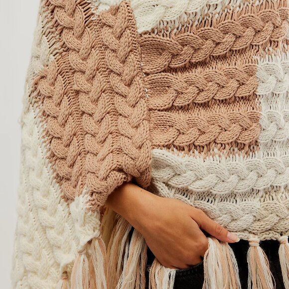 NEW Free People Revelry Cable Fringe Poncho Sweater Top Neutral OS Rare Bohemian - Picture 7 of 15